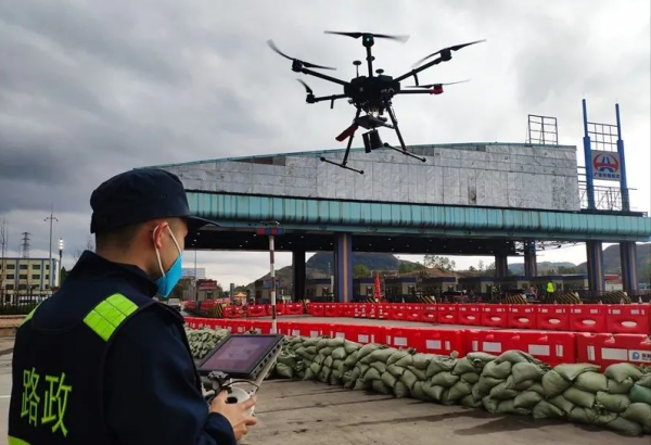 5G網聯無人機
